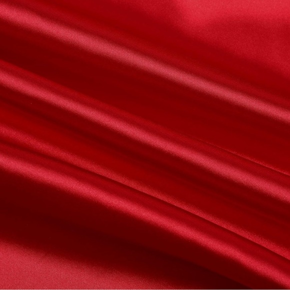 Beautiful red evening gown with pockets - Picture 4 of 4